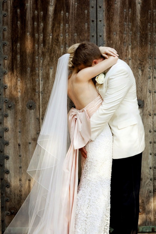 sunday-morning-photo-inspiration-oscar-de-la-renta-dress-pink-wedding-love