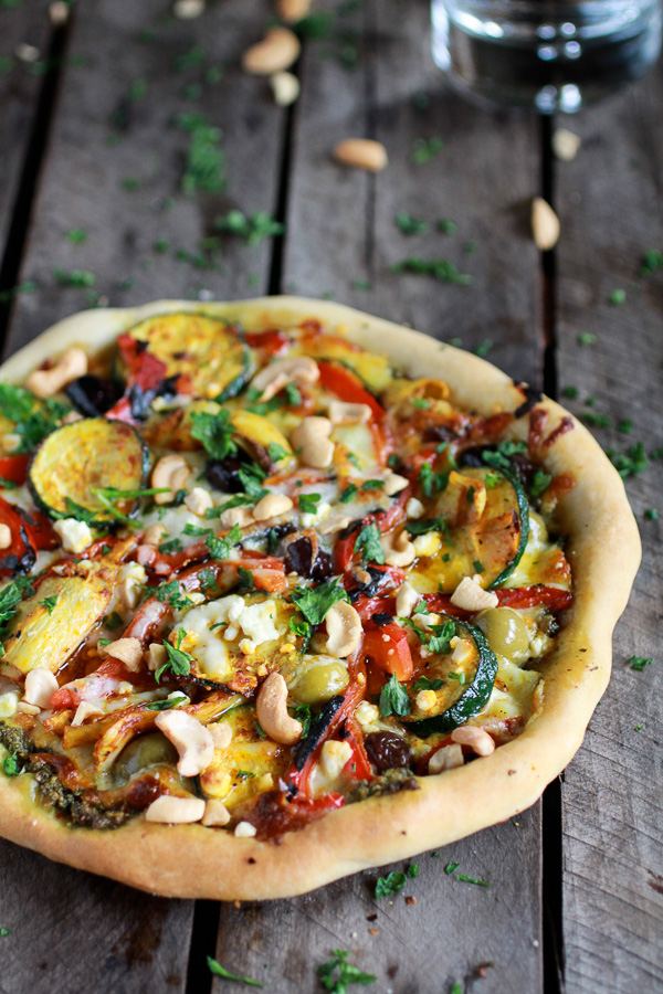 Moroccan Roasted Garlic Pesto Pizza with Cashew Nuts