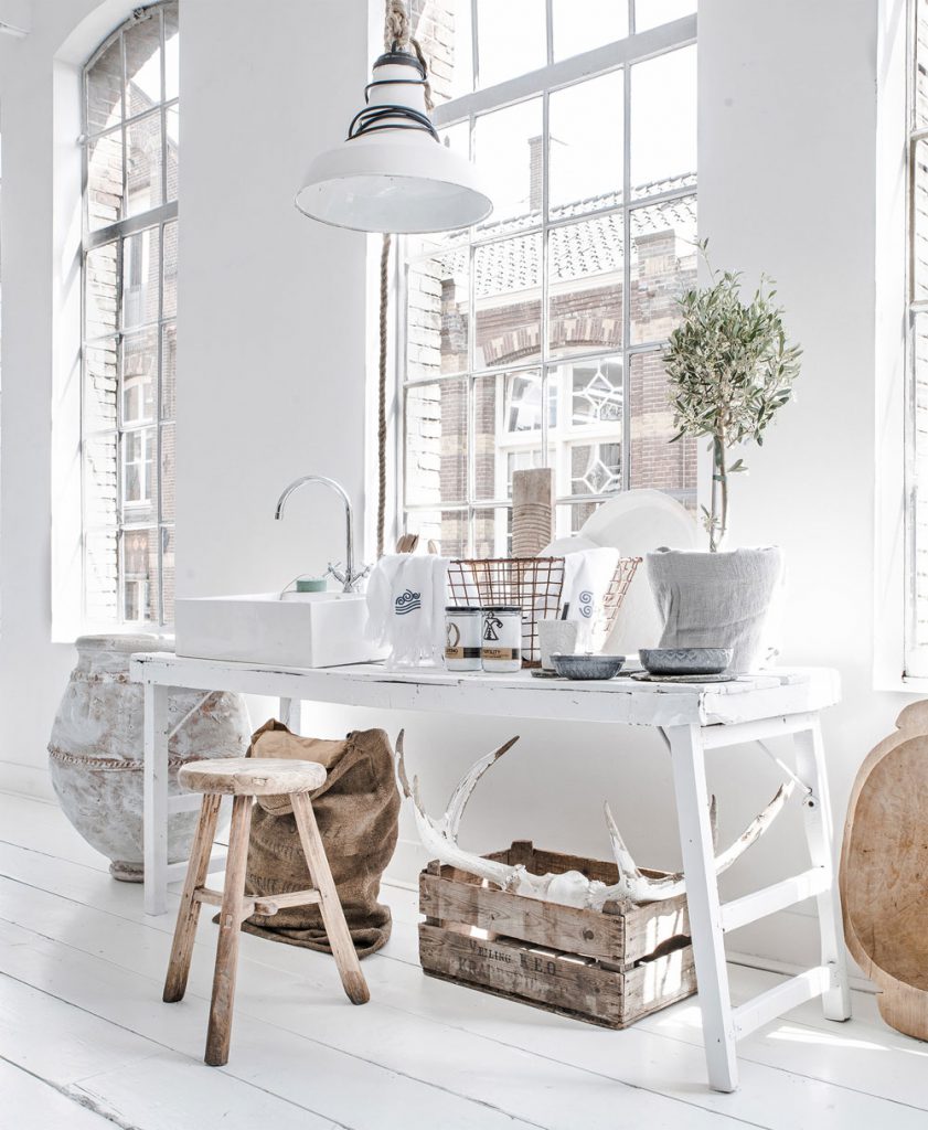 White Iner Interiors: Perfect White Interior – Project FairyTale