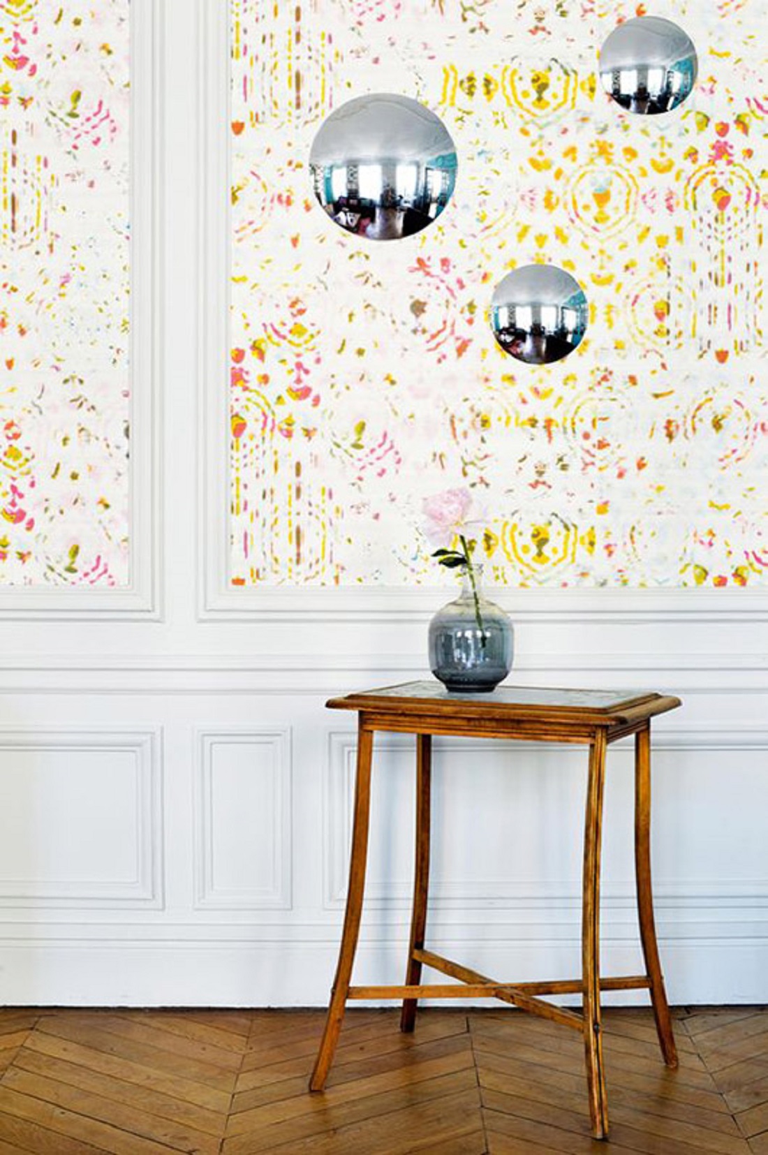 @projectfairytale: Parisian Apartment Full of Charm and Color