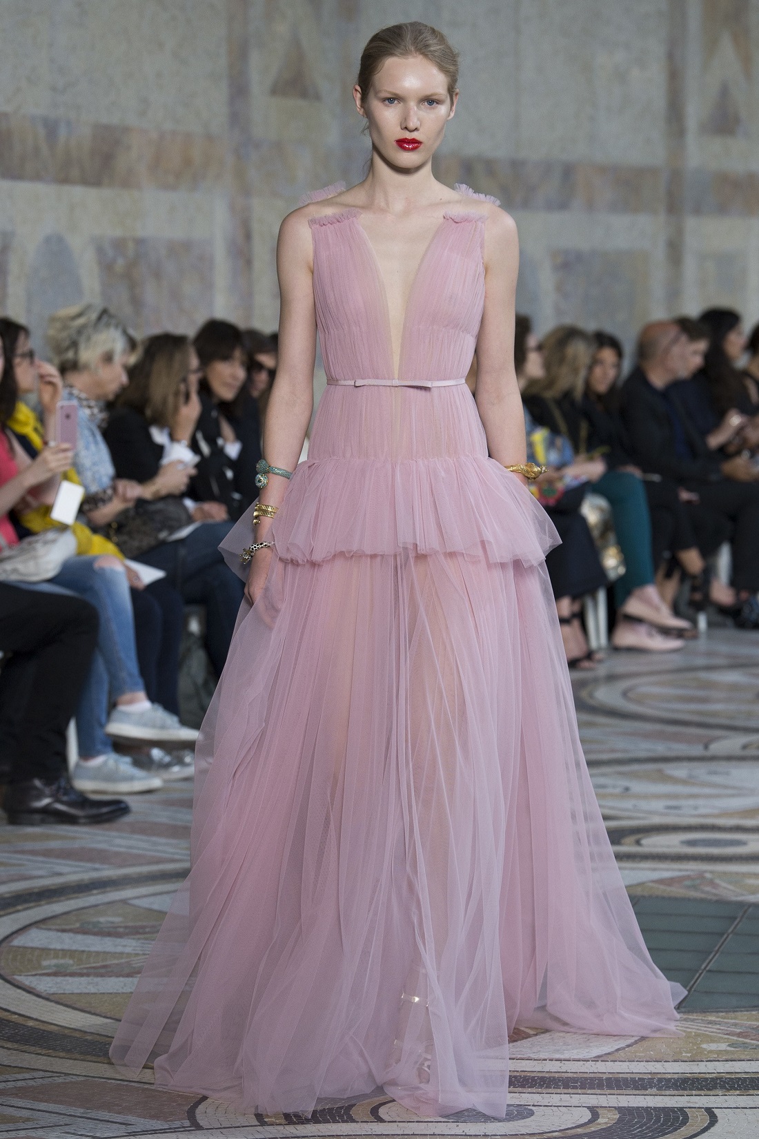 15 Dresses From Giambattista Valli Fall 2017 Couture that Would ...