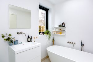 @projectfairytale: Tips for Painting Your Bathroom